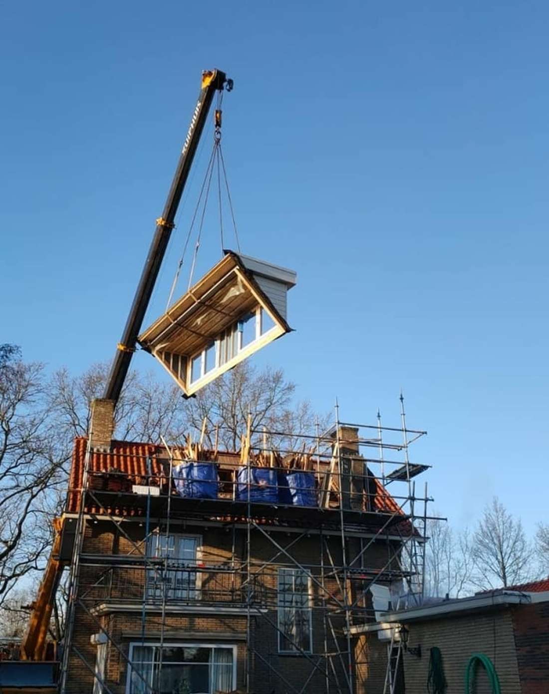 Leveren en monteren prefab dakkapel