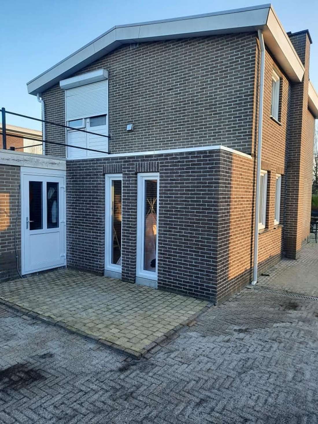 Realiseren aanbouw en interne verbouwing